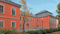 Lomnice zamek-nadvori
